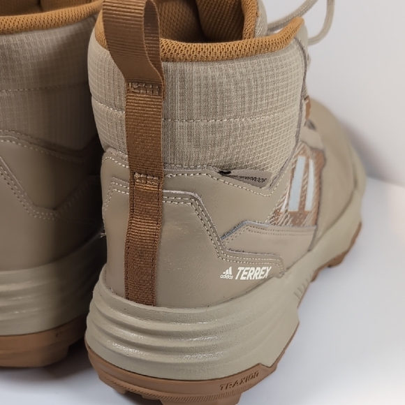 Adidas Beige Terrex Unity Mid - Picture 8 of 16